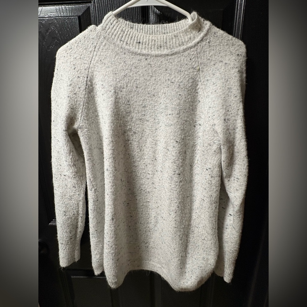 LOFT Cream Turtleneck Sweater